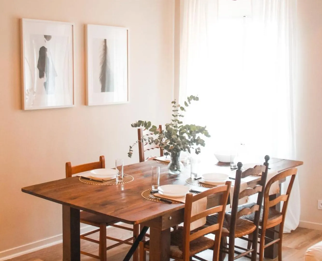 Magnifique Appartement De 3 Chambres + Parking グラース 0*,  フランス